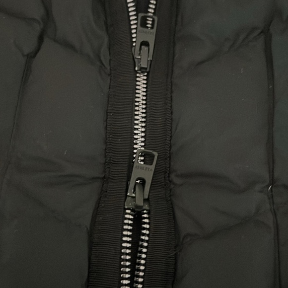 Athleta Down Puffer Vest CYA - Picture 7 of 8